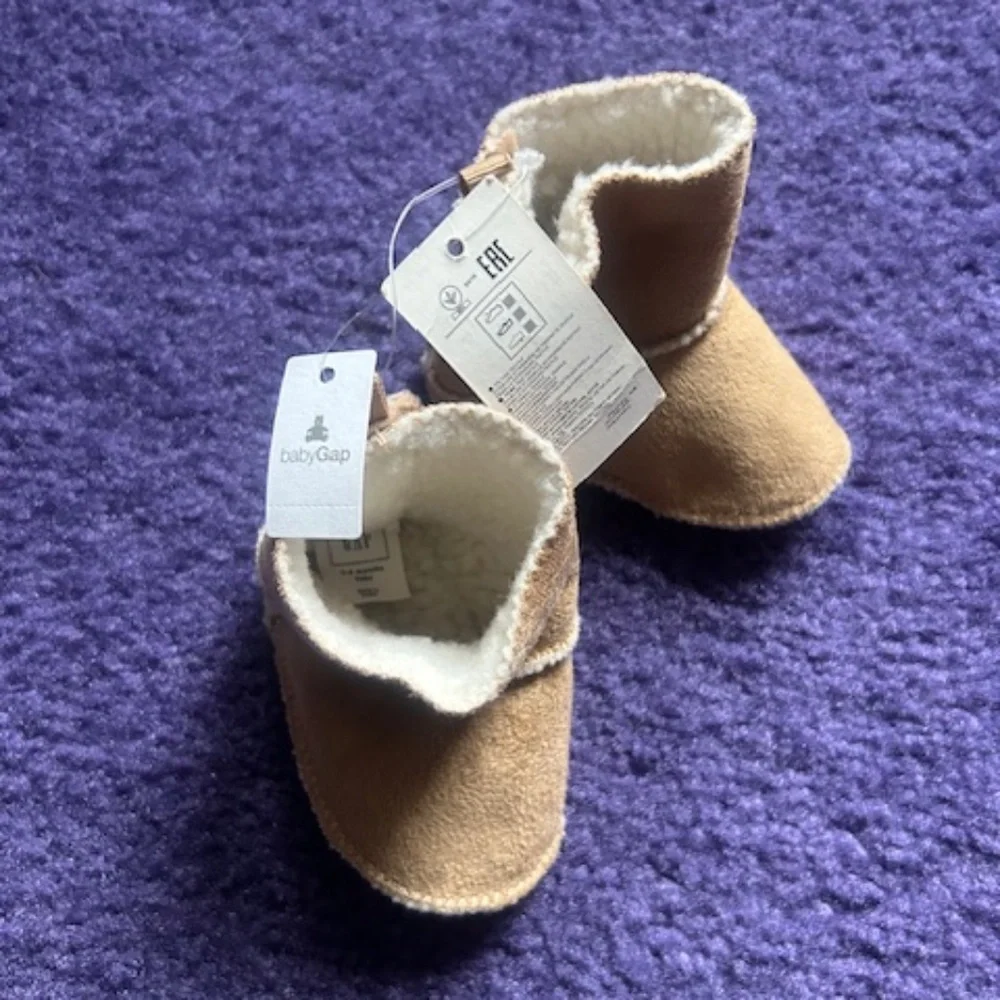 Baby Gap Moccasins - 3-6 months - NWT